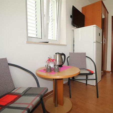 Private Accommodation Carevic Dubrovnik Buitenkant foto